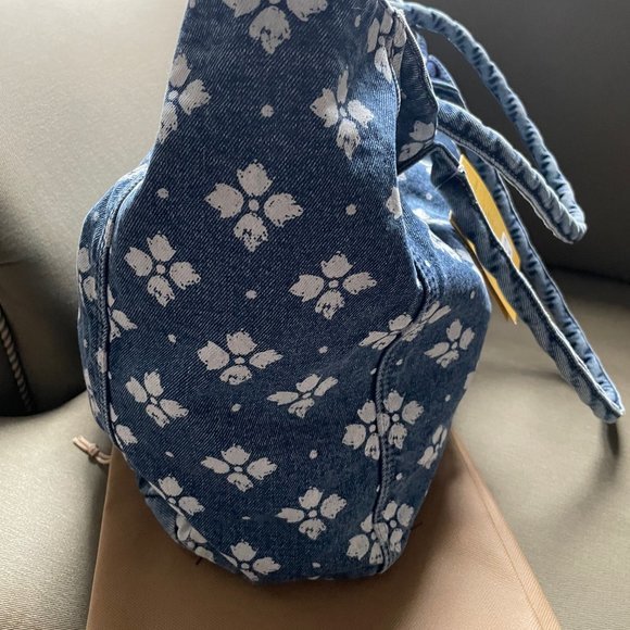 Patricia Nash ROTHLEY Logo Cotton Tote in LIGHT BLUE - Picture 6 of 8